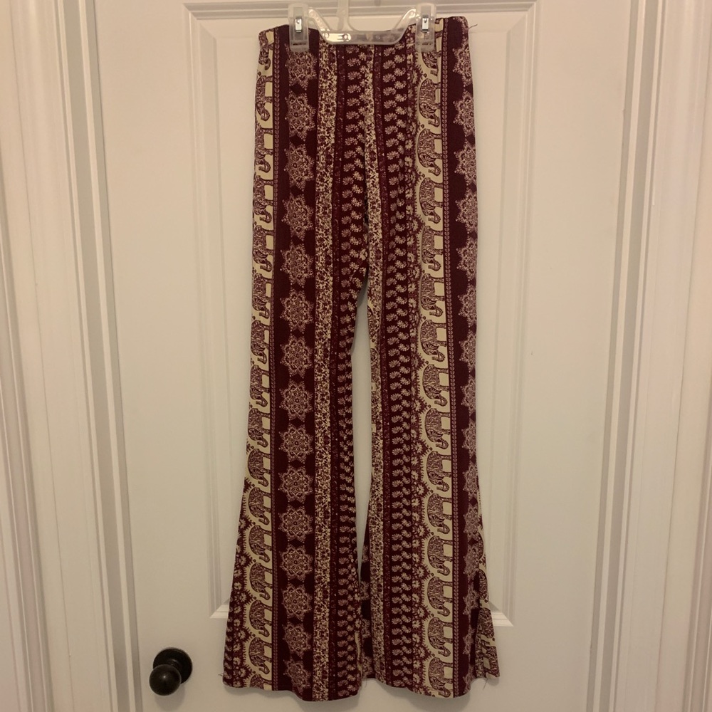 High rise flare pants! SIZE : M  Cool design!